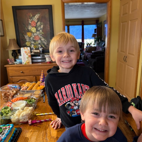 Hi I'm Michelle and the 2nd pic is my DD Caitlin - Picture 8 of 9